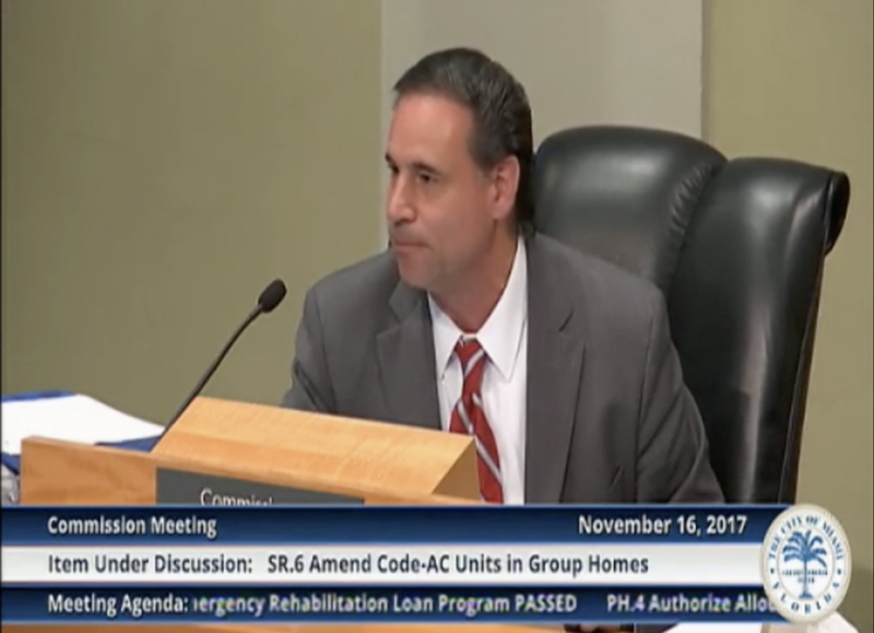 Image: Former Miami city commissioner Frank Carollo speaks during a November 2017 commission meeting.